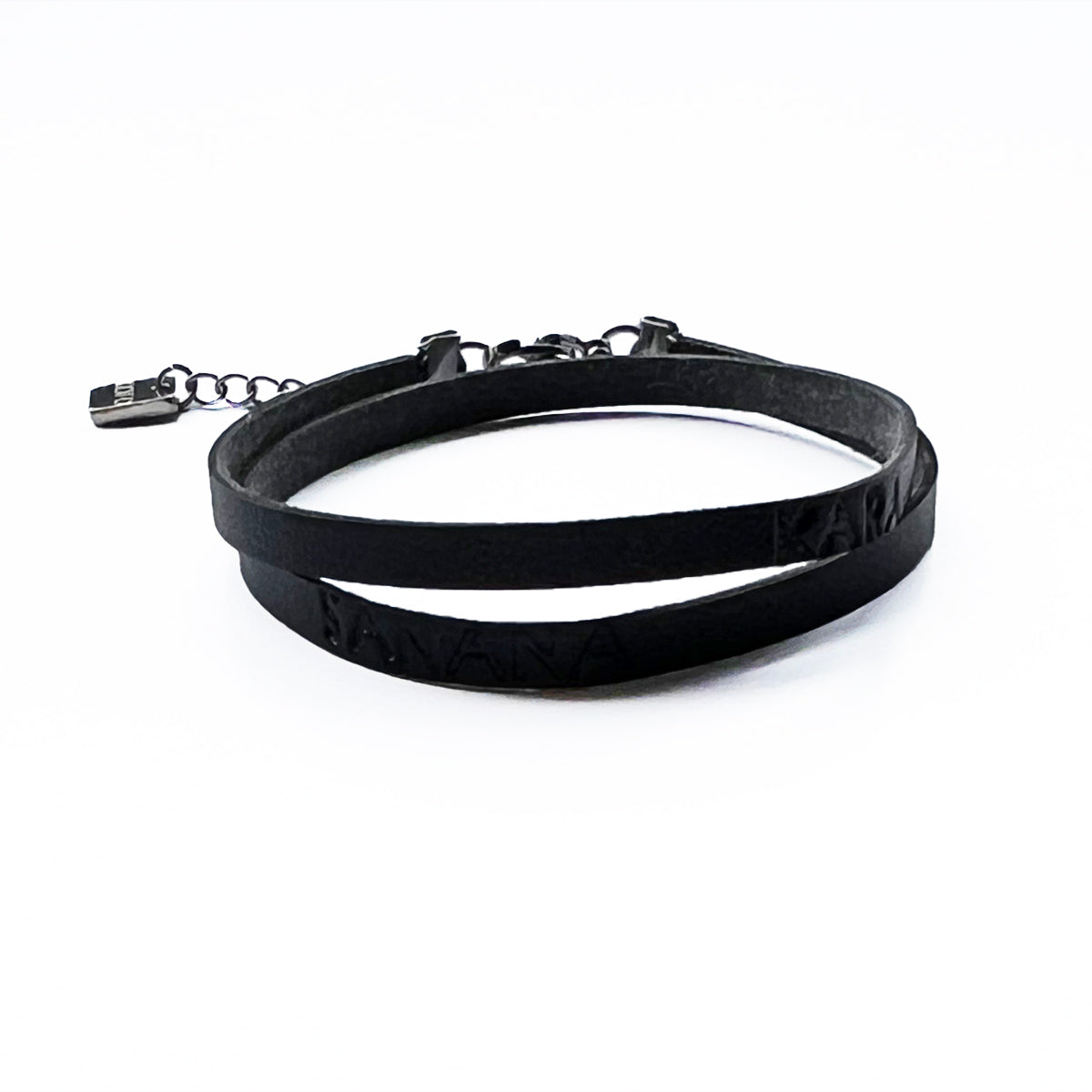 Bracelet en cuir de pomme noir collection collaborative avec Sanana Mélodie 5