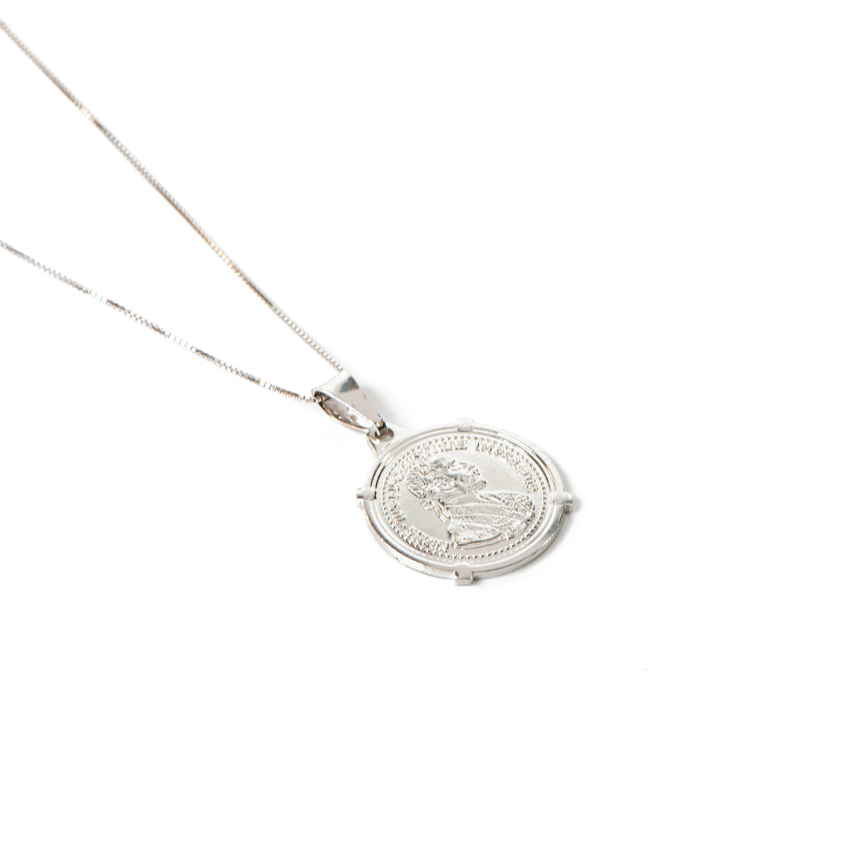 Collier délicat en argent sterling .925 et placage rhodium avec médaillon pièce de monnaie 4