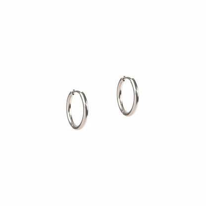 Boucles d'oreilles anneaux fermés lisses basiques acier inoxydable - Alice 4 argent 14 mm