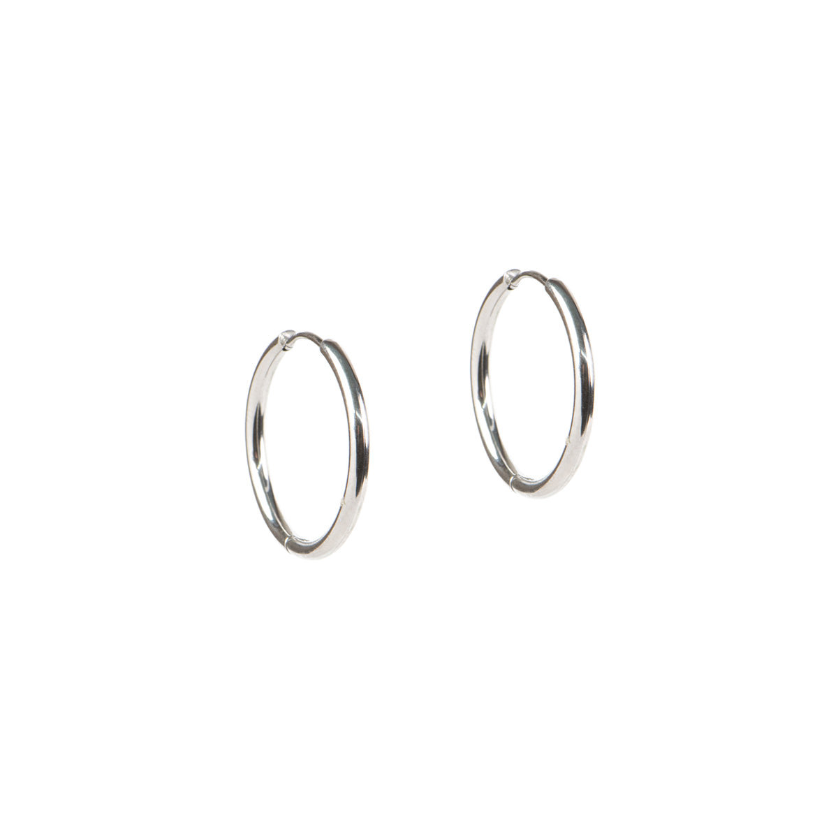 Boucles d'oreilles anneaux fermés lisses basiques acier inoxydable - Alice 4 argent 20 mm
