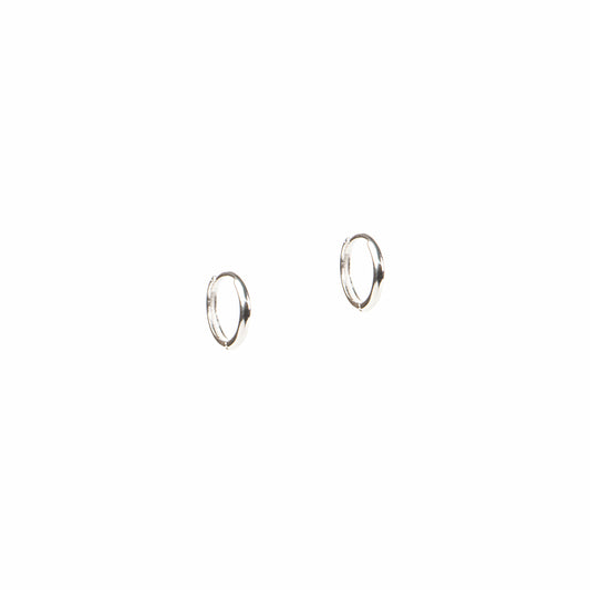 Boucles d'oreilles mini anneaux fermés lisses en argent sterling .925 - Alice 7-1