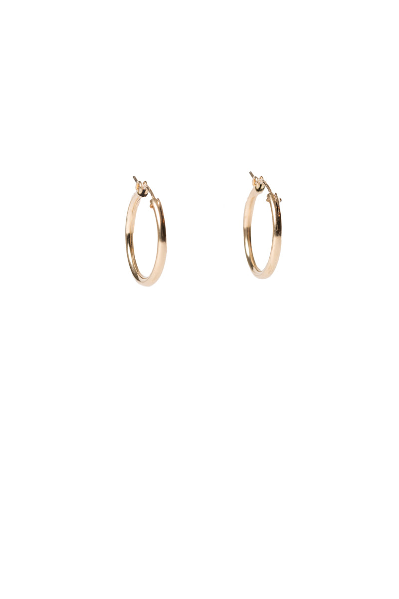 Boucles d'oreilles anneaux fermés 19 mm en or rempli 14K - Daphnée 3