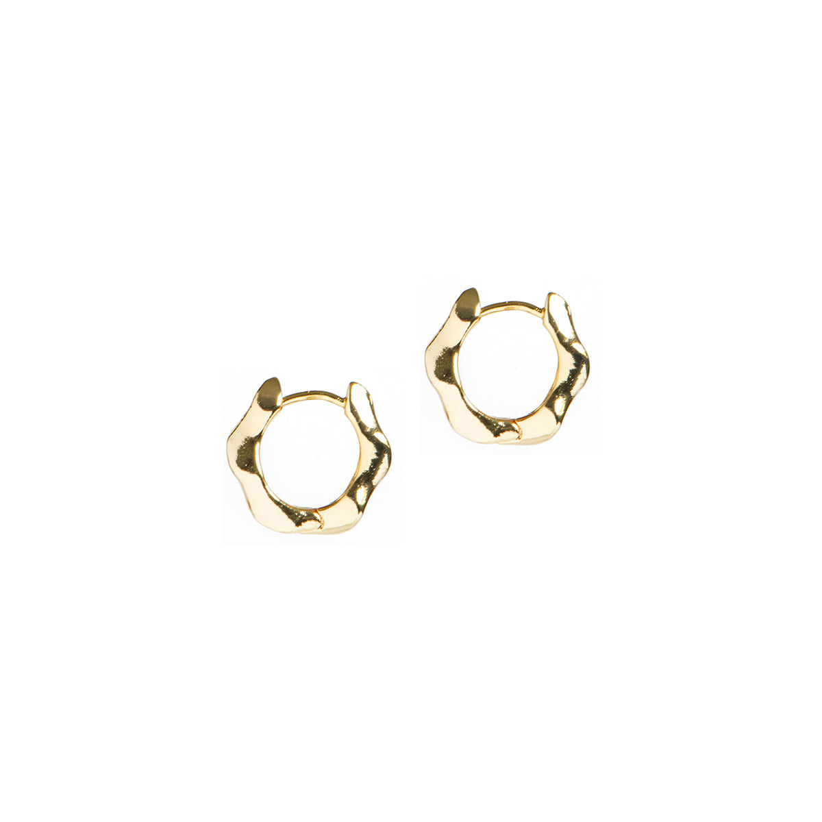 Boucles d'oreilles anneaux plaqués or 14K design vagué Keira 19 - Kara Bijoux-2