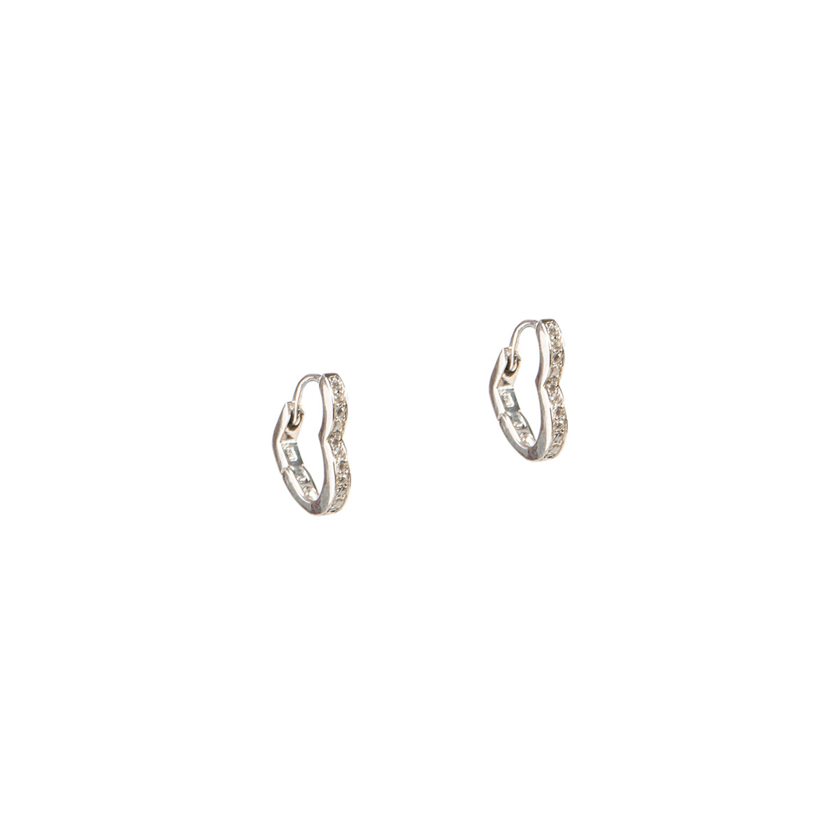 Boucles d'oreilles huggies fermées en forme de coeur avec zircons en argent sterling Lovely 3-1