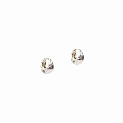 Boucles d'oreilles petits anneaux larges design ligné fin placage  argent Raphaëlle 7 argent-1