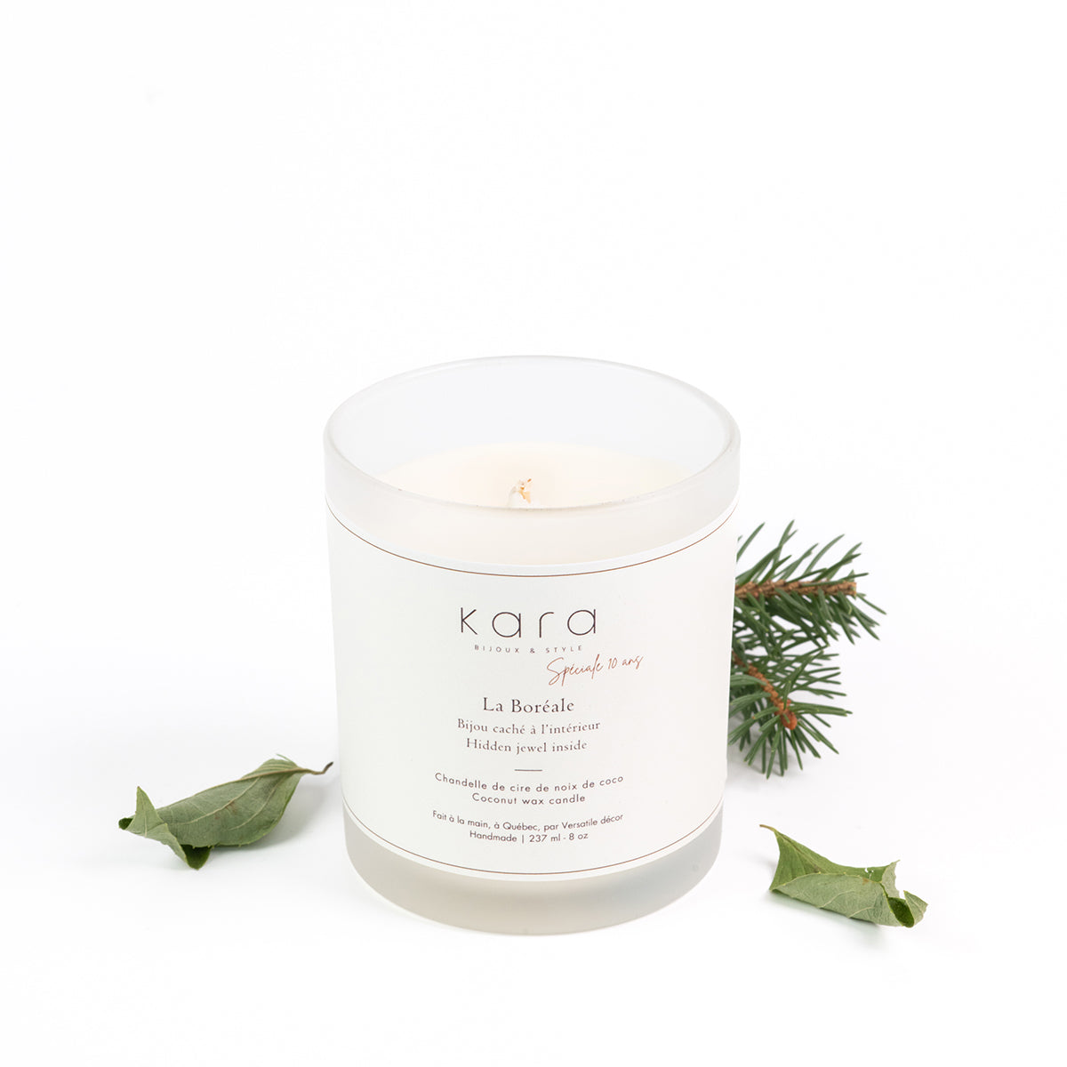 Chandelle faite à la main avec cire de noix de coco La Boréale - avec bijou caché-lifestyle-2