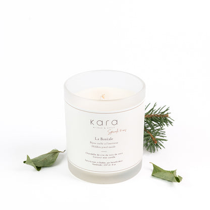 Chandelle faite à la main avec cire de noix de coco La Boréale - avec bijou caché-lifestyle-2