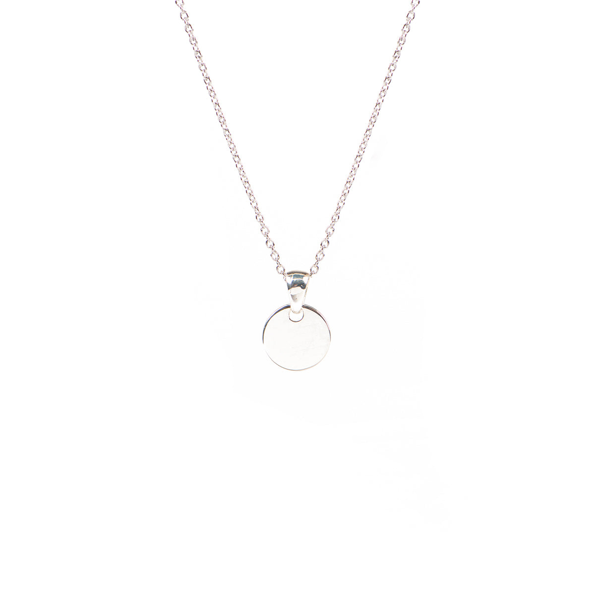 Collier délicat en argent sterling .925 fini rhodium avec médaillon épais gravé Mom - verso vierge-1
