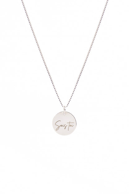 Collier délicat argent sterling .925 avec médaillon rond 15 mm gravé Sois toi - Kara 2-2