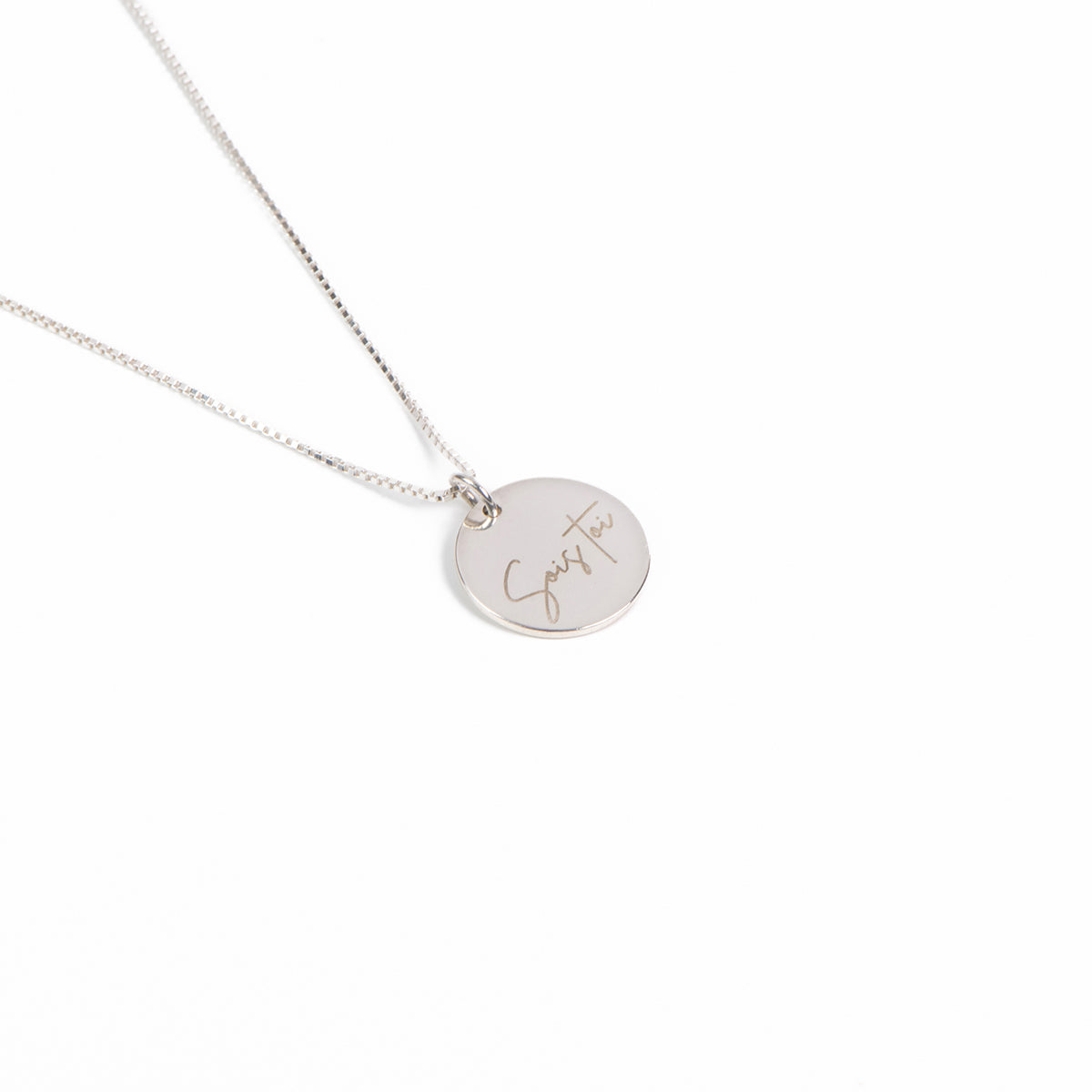 Collier délicat argent sterling .925 avec médaillon rond 15 mm gravé Sois toi - Kara 2-3