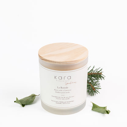 Chandelle faite à la main avec cire de noix de coco La Boréale - avec bijou caché-lifestyle-1