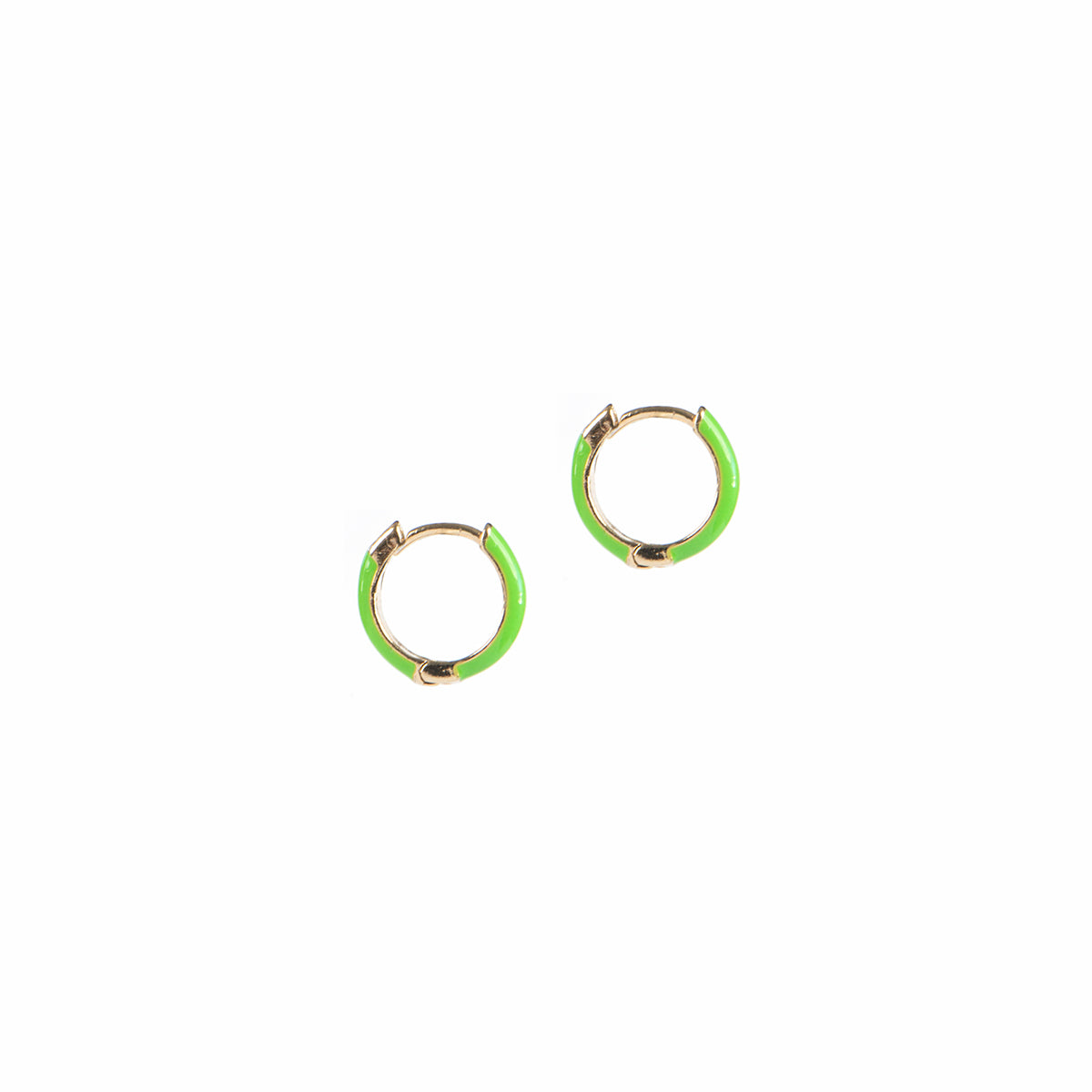 Boucles d'oreilles mini anneaux lisses plaqués or 14K avec émail coloré Ivy 5 vert-2