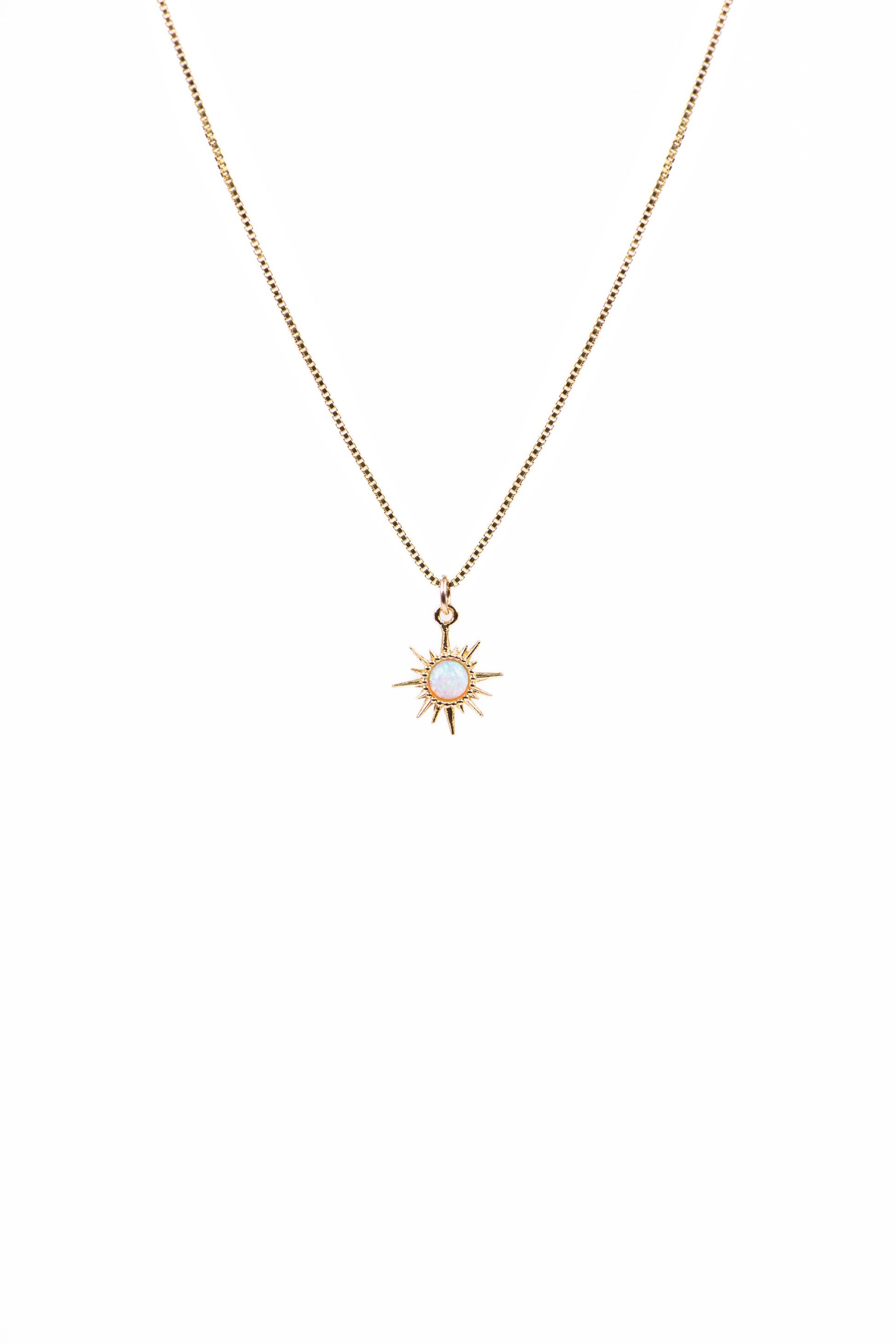 Collier délicat chaîne box or rempli 14K avec étoile-soleil opale créée en laboratoire- Sabrina 3-2