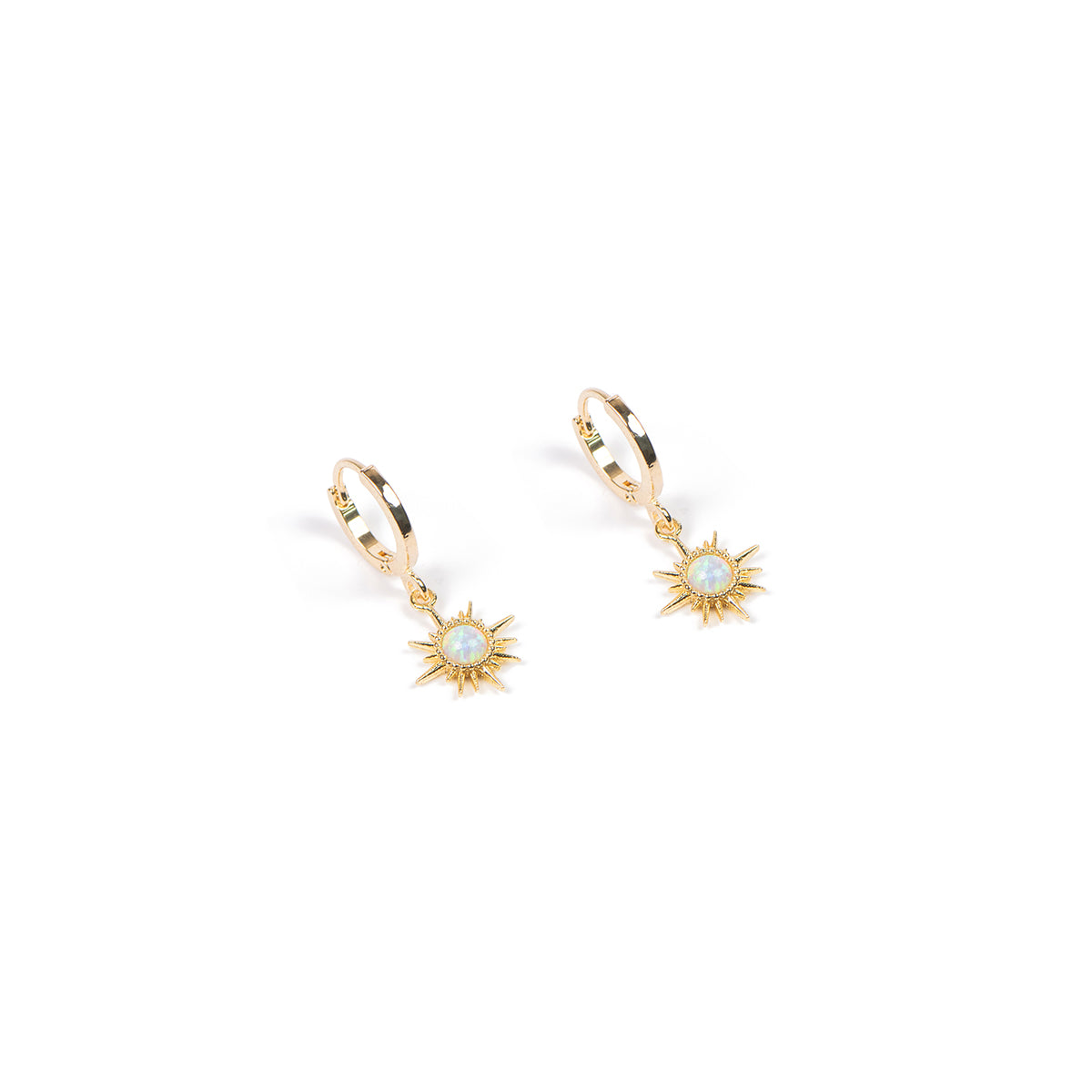 Boucles d'oreilles courtes plaquées or 14K avec étoile-soleil et pierre opale - Sabrina 3-3