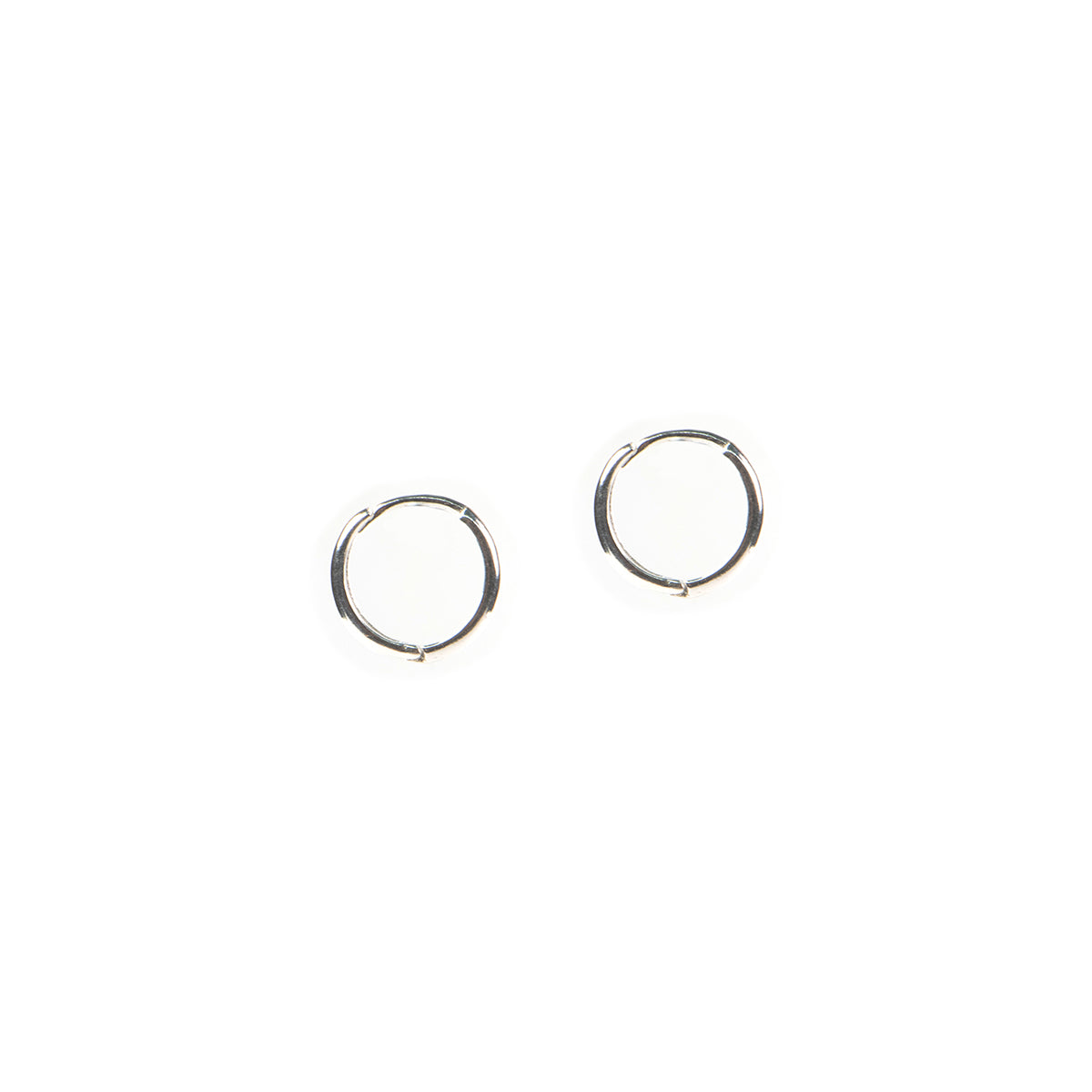 Boucles d'oreilles mini anneaux fermés lisses en argent sterling .925 - Alice 7-2