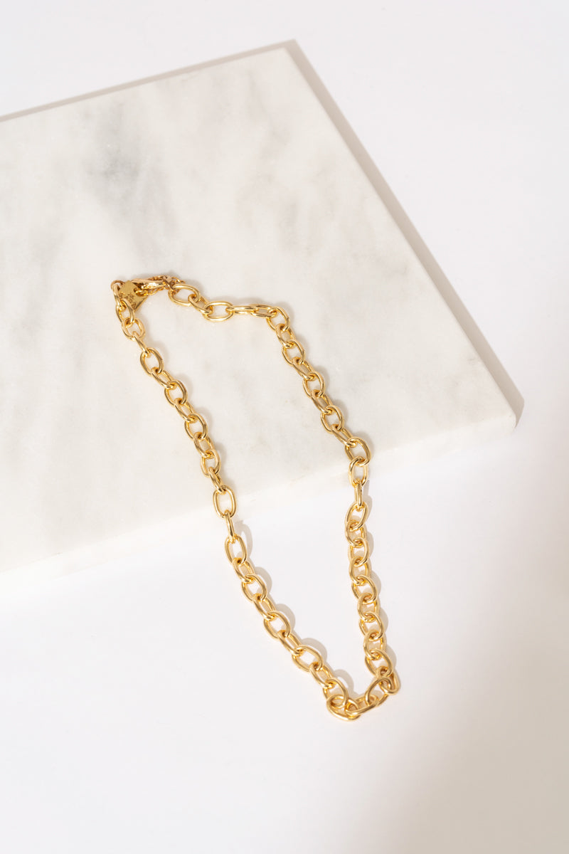 Collier court plaqué or 14K grandes mailles ovales Daphnée 1-1-lifestyle