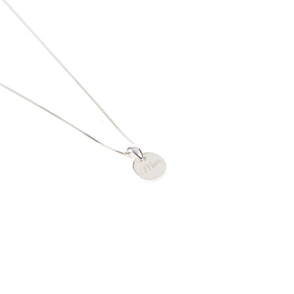 Collier délicat en argent sterling .925 fini rhodium avec médaillon épais gravé Mom -3